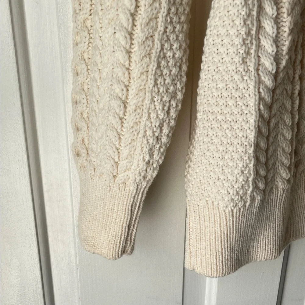 Like New The Woollen Market Ireland 🇮🇪 100% Merino Wool Cream Cable Knit Sweater - Picture 5 of 8